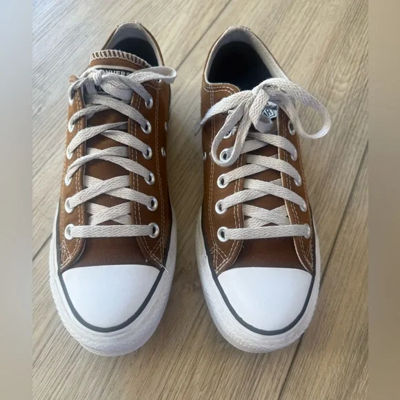 Converse Men’s Low Top Canvas Sneakers in Brown and White - Picture 3 of 6